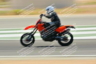 media/Sep-07-2025-TrackXperience (Sun) [[ee17e62fad]]/Level 2/Session 4 (Lower Chicane)/